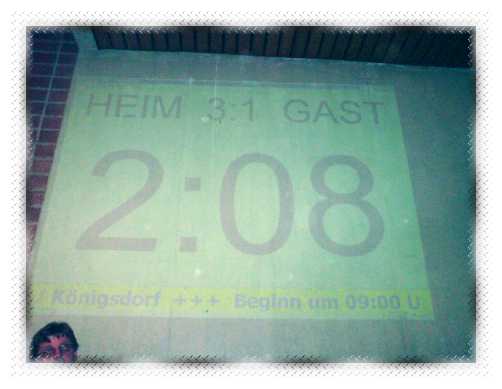 FF Geretsried projizieren die Stopuhr an die Wand